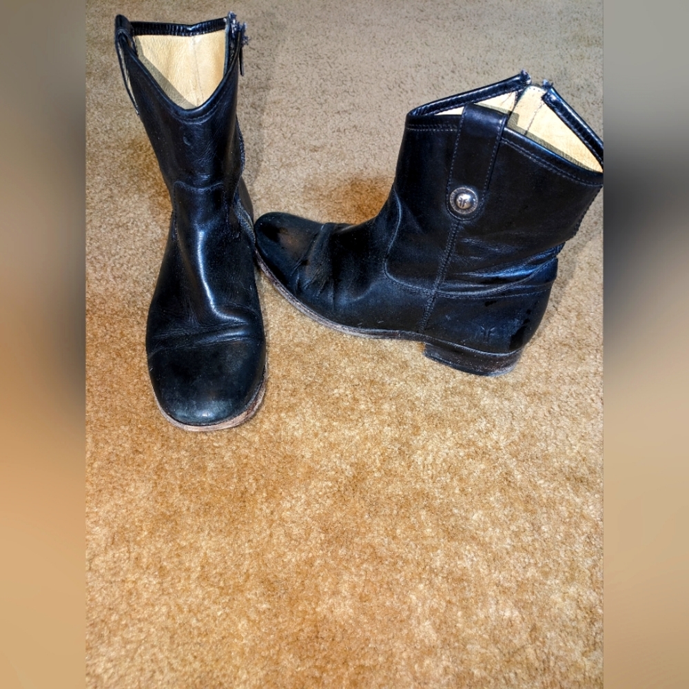 Frye Women's Black Leather Boot